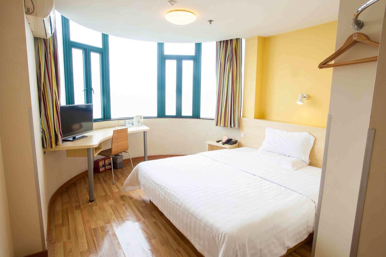 7Days Inn Shenzhen Long Hua Quarto foto